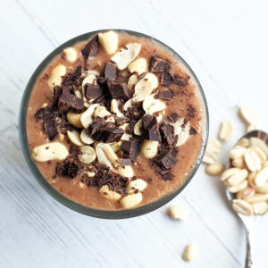 Healthy Vegan Snickers Overnight Oats are going to have you wondering if you're eating breakfast or dessert. They're filling, delicious, high protein, and taste like candy! They're also gluten-free and sugar-free. #snickers #overnightoats #veganbreakfast #postworkoutsnack