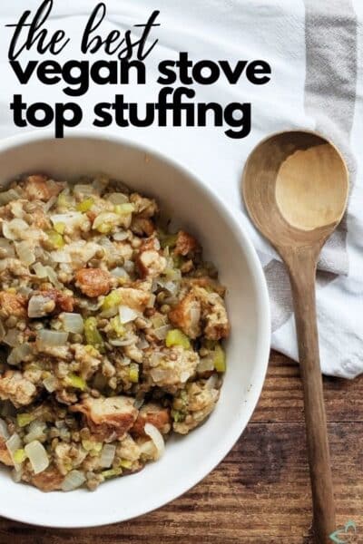 This classic vegan stuffing recipe is the perfect side dish for Thanksgiving, Christmas and other holiday meals. It's also oil free making it a healthy addition to your holiday feast. Best vegan thanksgiving | veggie thanksgiving | easy vegan thanksgiving recipes  #stuffingrecipe #veganrecipes #thanksgiving #christmas