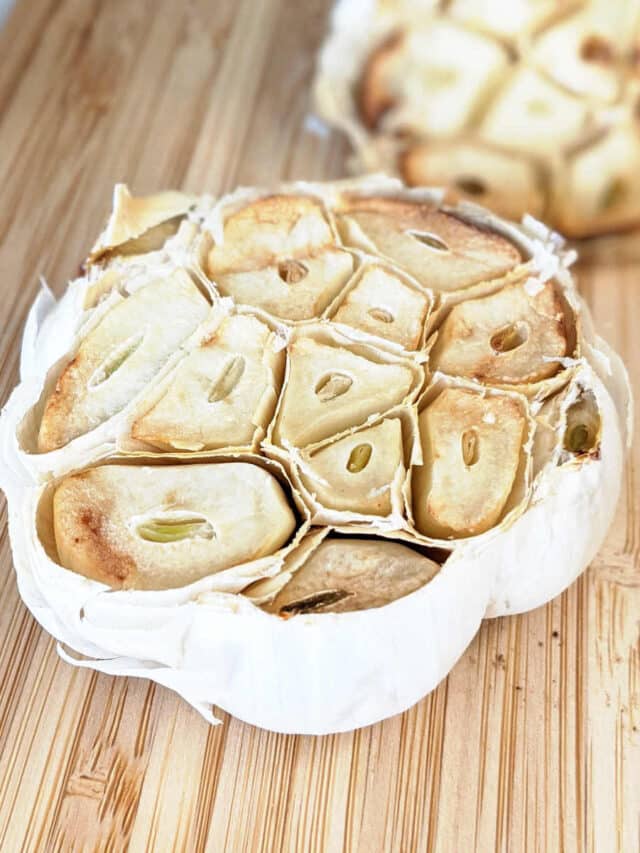 The Easiest Roasted Garlic in Air Fryer