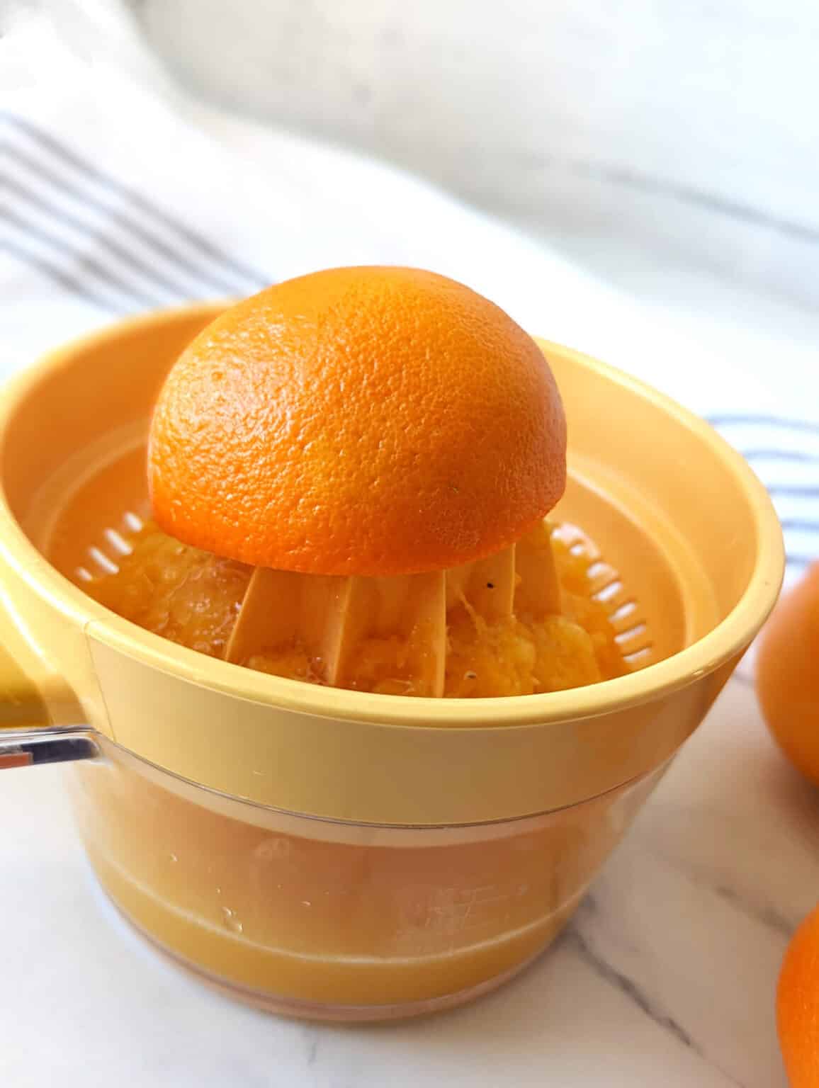 Freshly Squeezed Orange Juice (Without a Juicer!)