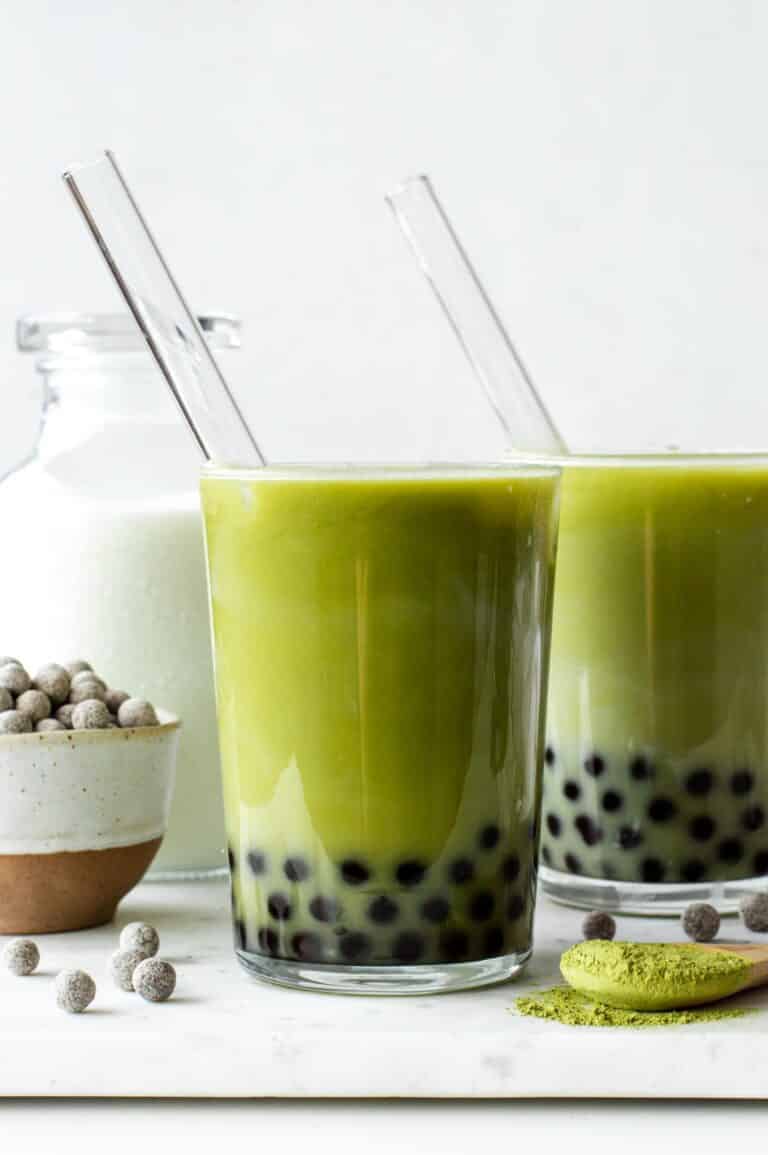 Matcha Bubble Tea (4 Ingredients)
